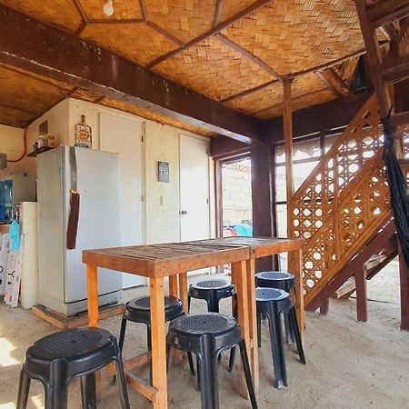 Calatagan'S Bahay Kubo - With Beach Access Екстериор снимка