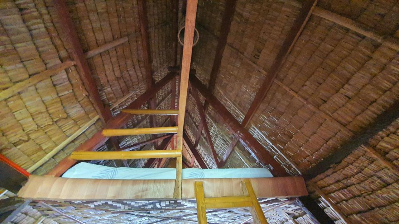 Calatagan'S Bahay Kubo - With Beach Access Екстериор снимка